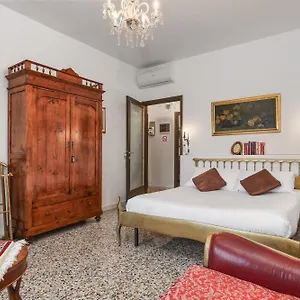 Angolo Stazione - Con Terrazzo Panoramico Appartement